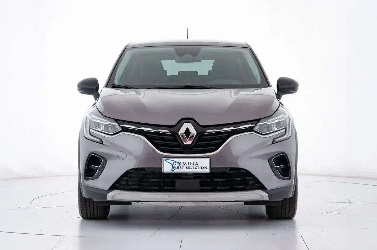 Usata Renault Captur Intens 143 CV (105 kW) 2022 Grigio SUV