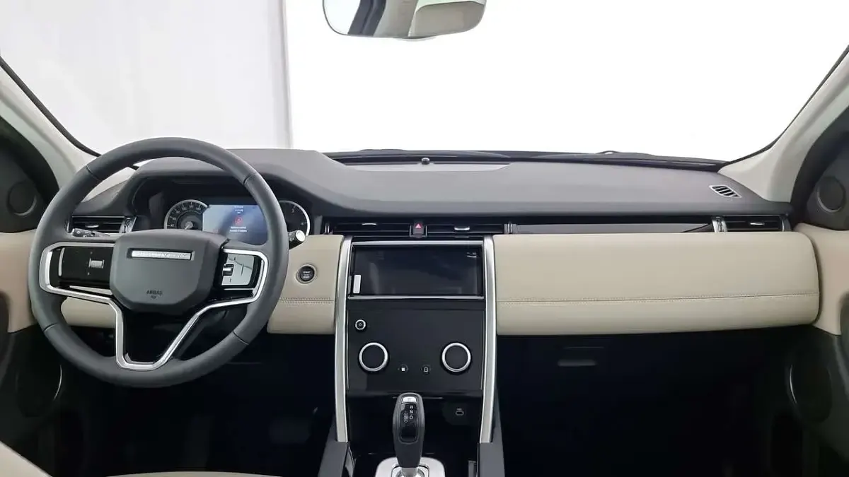 Usata Land Rover Discovery 5 SE 163 CV (119 kW) 2024 Rosso SUV