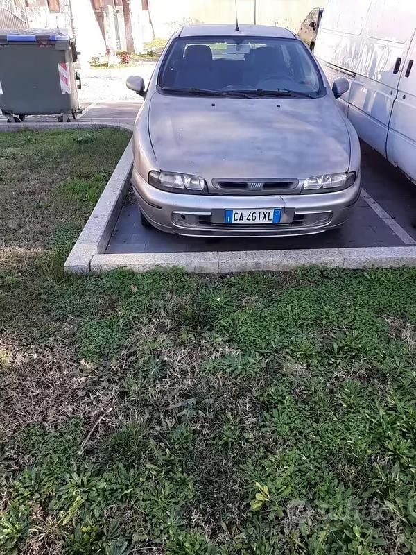 Usata Fiat Bravo 82 CV (60 kW) 2000 Grigio Utilitaria