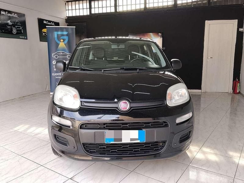 Usata Fiat Panda Lounge 69 CV (50 kW) 2018 Nero Utilitaria