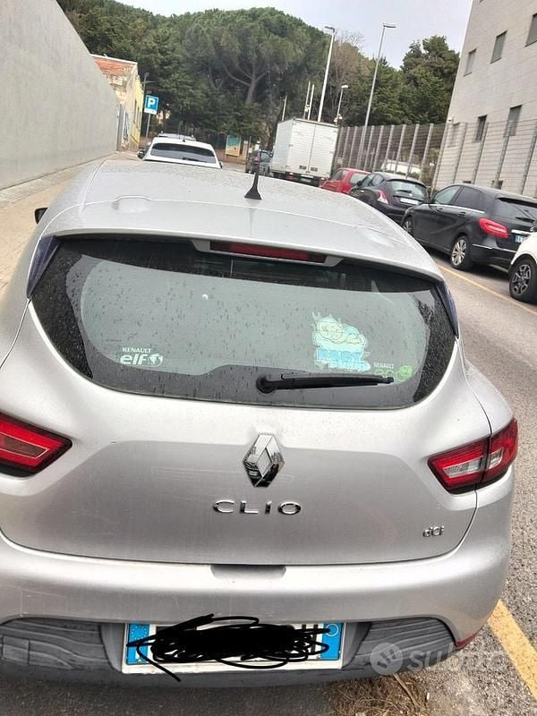 Usata Renault Clio IV 75 CV (55 kW) 2015 Grigio Utilitaria