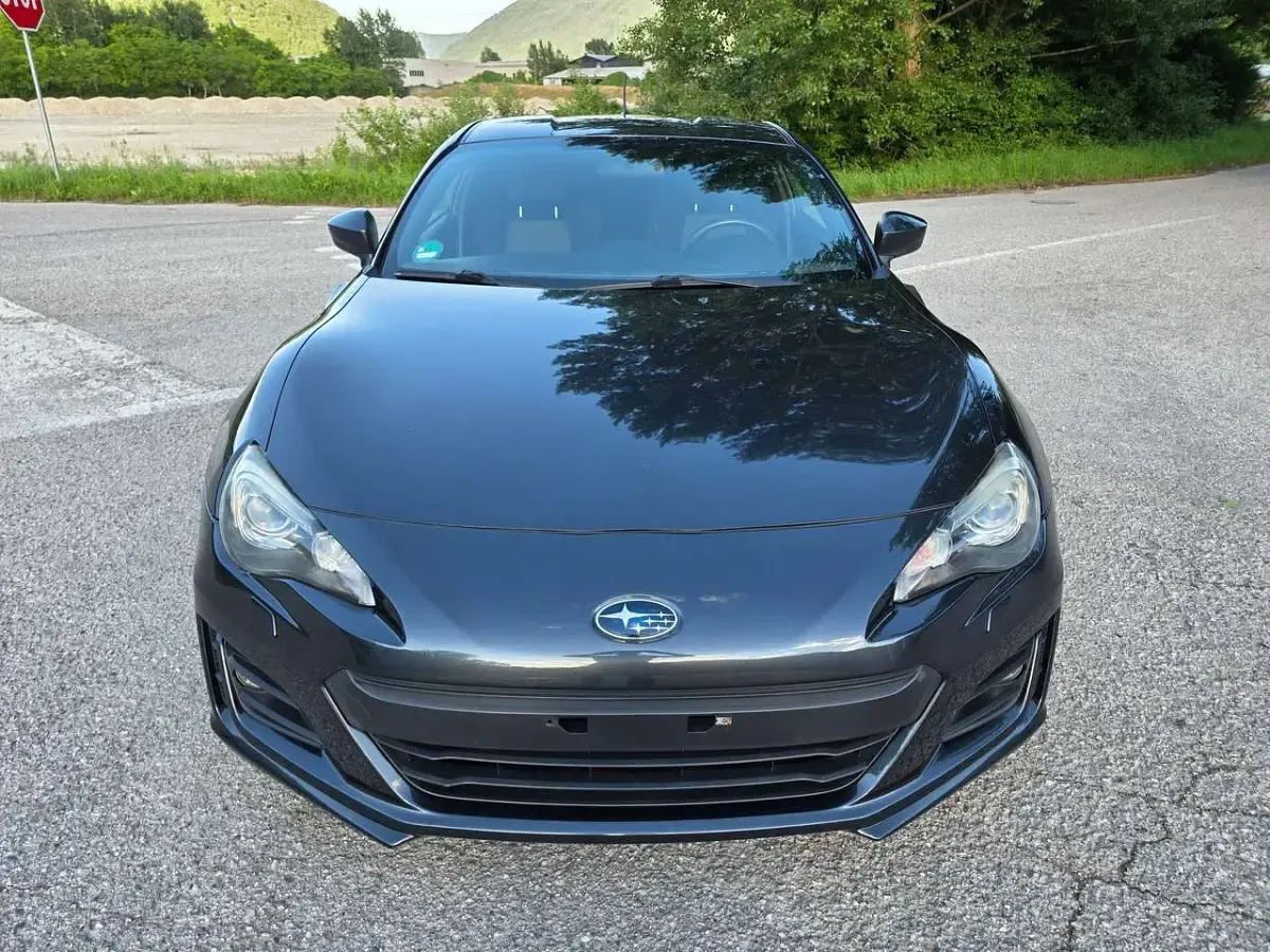 Usata Subaru BRZ 200 CV (147 kW) 2012 Grigio Coupé