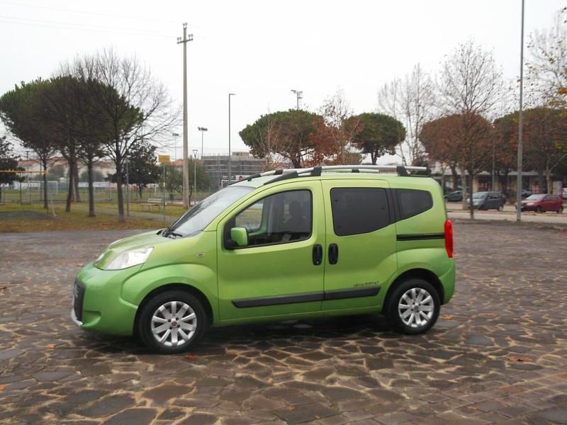 Usata Fiat Qubo Trekking 95 CV (69 kW) 2011 Verde Monovolume