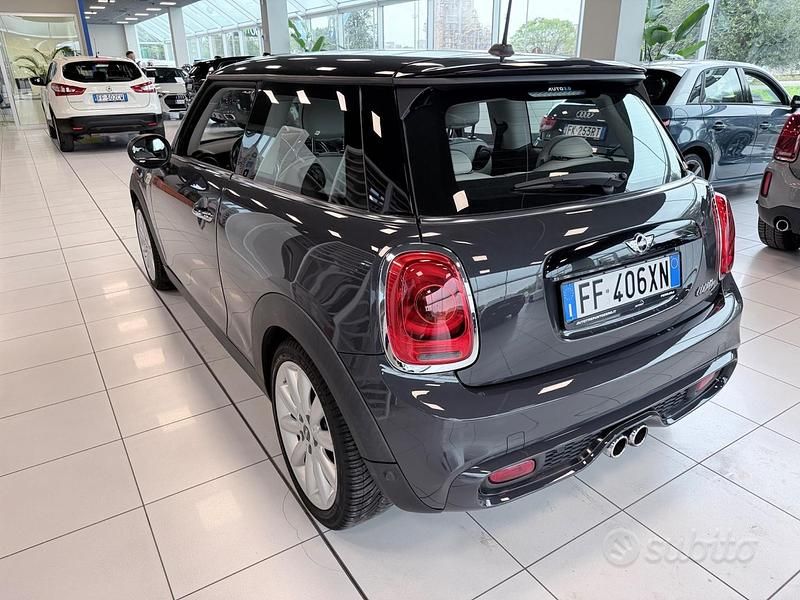 Begagnad Mini Cooper S Hype 192 HK (141 kW) 2016 Grå Halvkombi