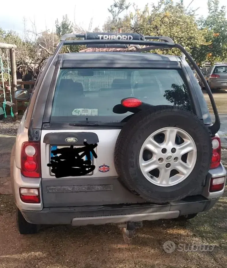 Usata Land Rover Freelander 111 CV (81 kW) 2004 Grigio SUV