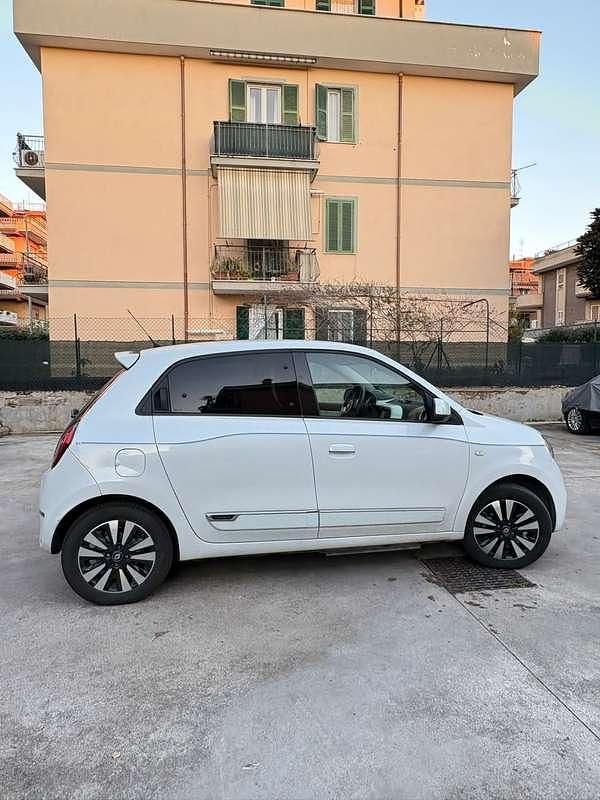 Usata Renault Twingo Zen 30 kW (42 CV) 2021 Utilitaria