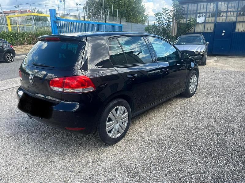 Usata VW Golf VI 140 CV (102 kW) 2011 Nero Utilitaria