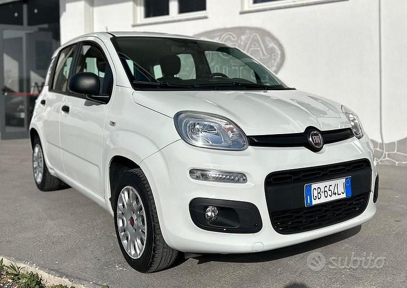 Usata Fiat Panda Easy 69 CV (50 kW) 2020 Bianco Utilitaria