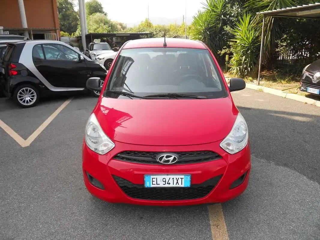 Usata Hyundai i10 69 CV (50 kW) 2013 Rosso Utilitaria
