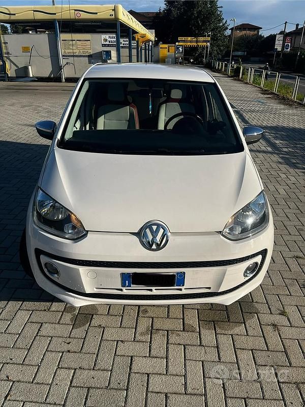 Usata VW up! Highline 75 CV (55 kW) 2013 Bianco Utilitaria