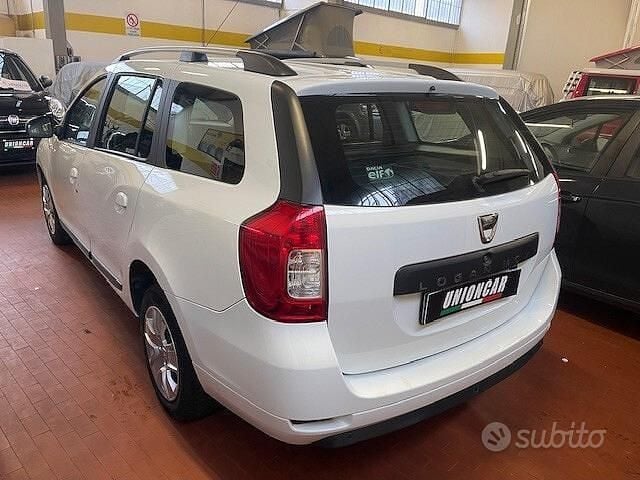 Usata Dacia Logan MCV Lauréate 90 CV (66 kW) 2017 Bianco Station wagon