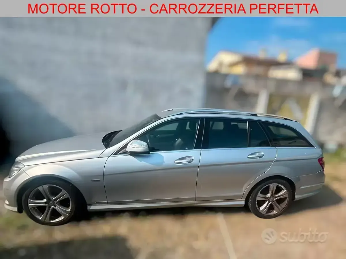Usata Mercedes C320 AMG 224 CV (164 kW) 2008 Grigio Station wagon