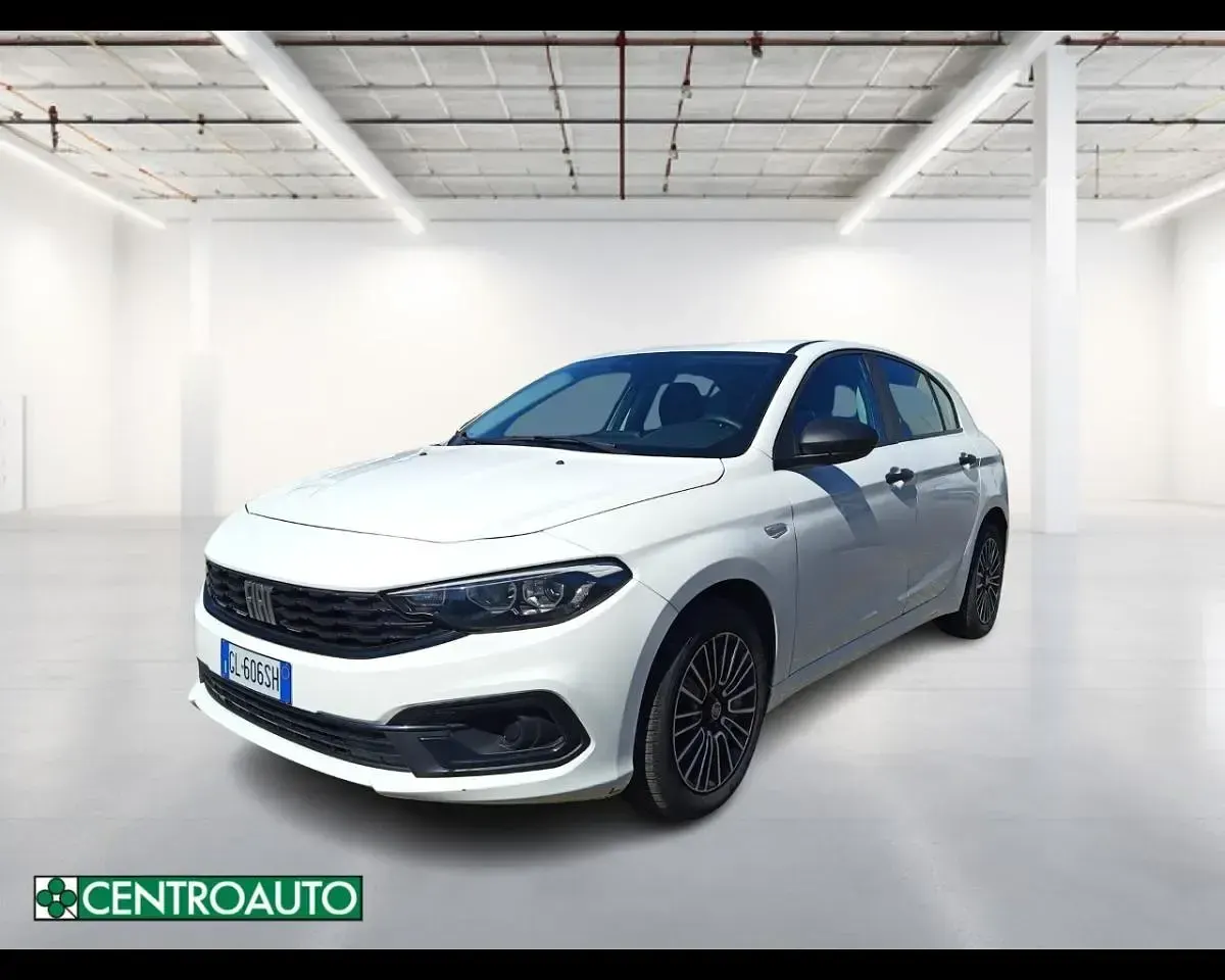 Usata Fiat Tipo S 131 CV (96 kW) 2022 Bianco pastello Berlina