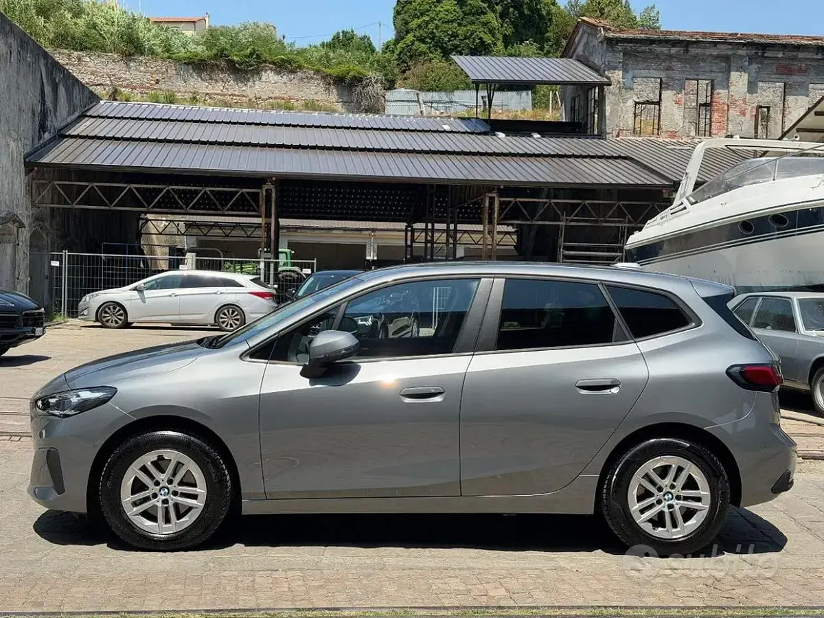 Usata BMW 220 Active Tourer 156 CV (114 kW) 2023 Grigio Monovolume