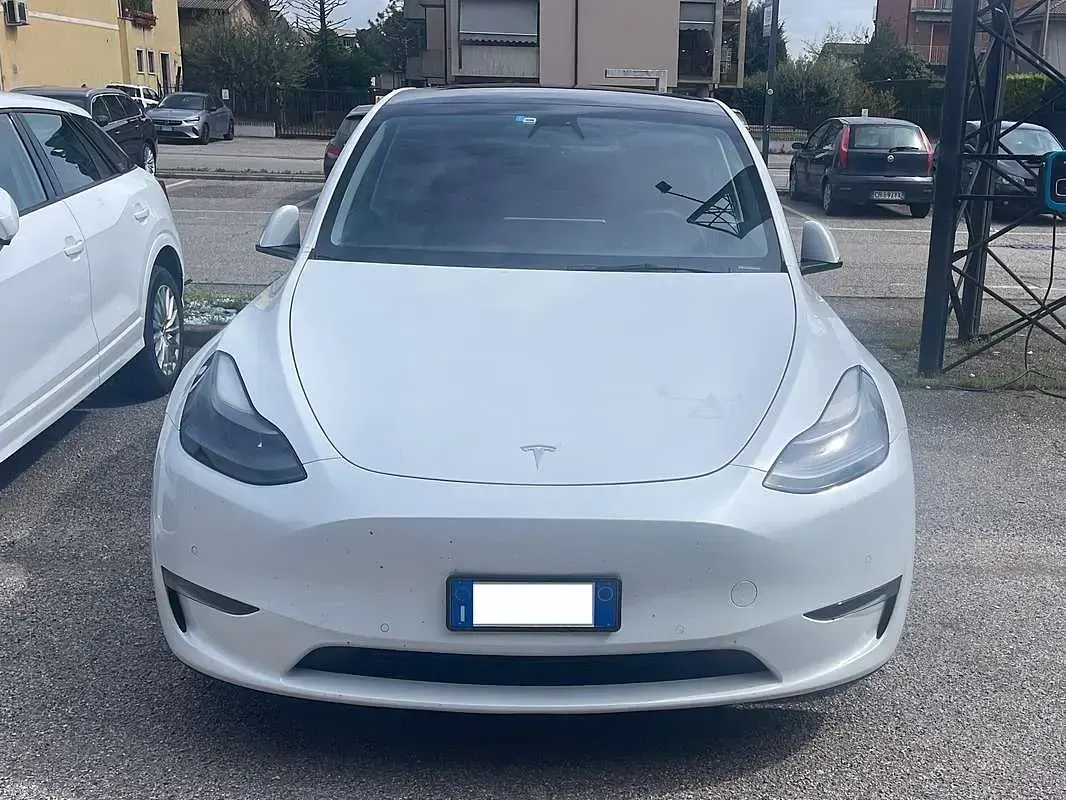 Usata Tesla Model Y 155 kW (211 CV) 2021 Bianco SUV