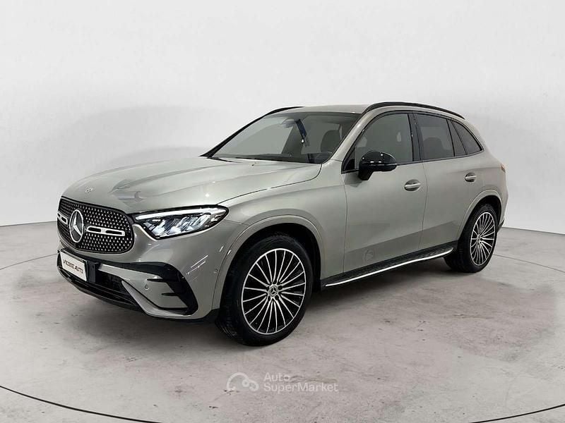 Usata Mercedes GLC220 AMG 197 CV (144 kW) 2023 Oro SUV