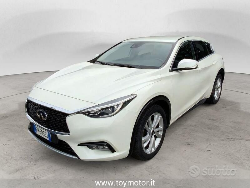 Bianco Usata 2017 Infiniti Q30 Premium Due volumi | 12.400 € (Buon prezzo) - Immagine 1/2