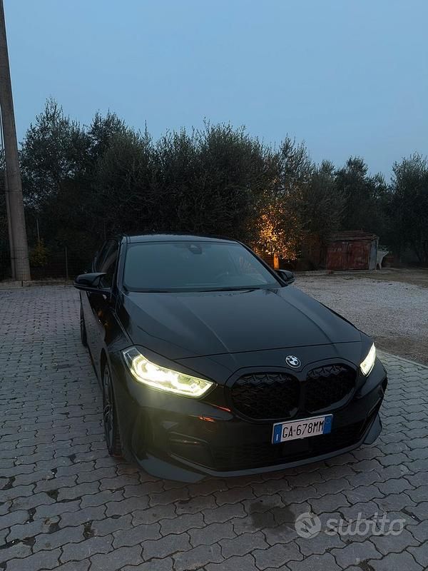 Nero Usata 2020 BMW 118 M Sport Due volumi | 25.000 € (Molto cara) - Immagine 1/4