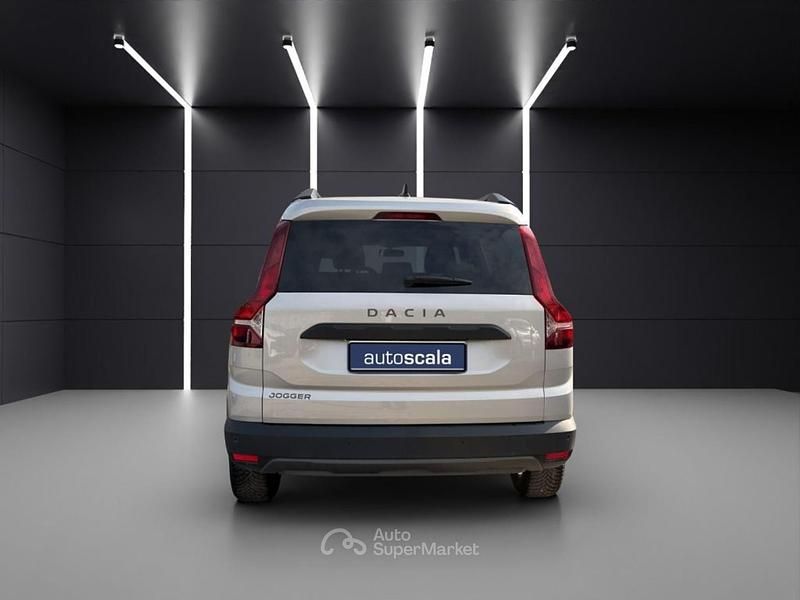 Usata Dacia Jogger Extreme 101 CV (74 kW) 2022 Blue marine Monovolume