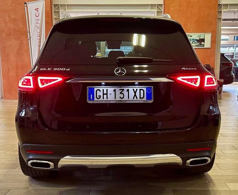 Usata Mercedes GLE300 Premium Plus 272 CV (200 kW) 2022 Nero SUV