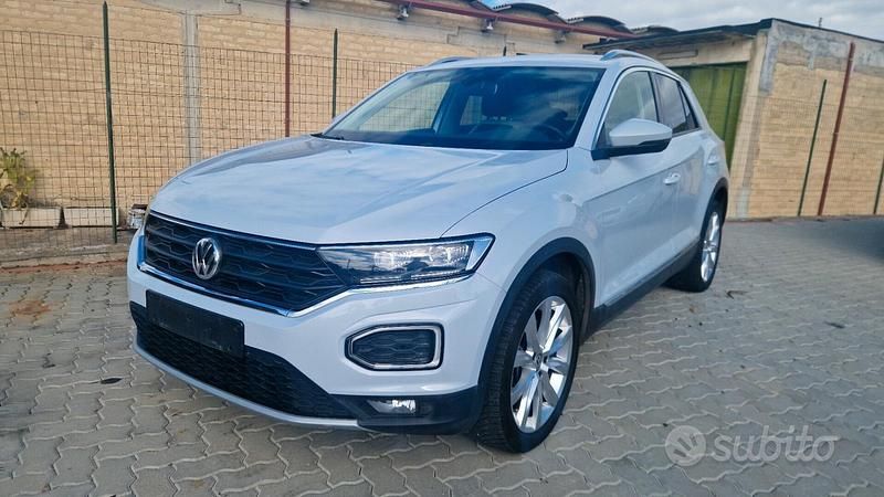 Usata VW T-Roc Advance 150 CV (110 kW) 2020 Grigio SUV