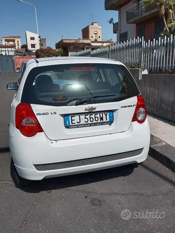 Usata Chevrolet Aveo LS 84 CV (61 kW) 2011 Berlina