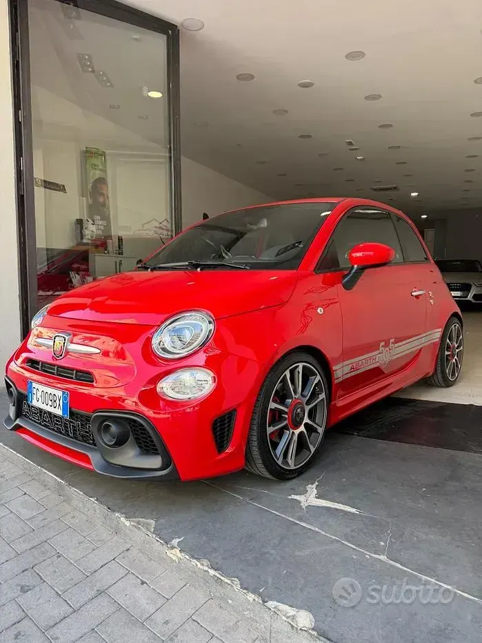 Usata Abarth 595 145 CV (106 kW) 2017 Rosso Utilitaria