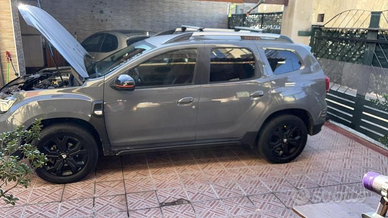 Usata Dacia Duster 100 CV (73 kW) 2022 Grigio SUV