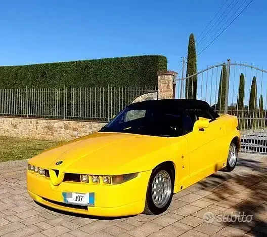 Usata Alfa Romeo SZ/RZ 207 CV (152 kW) 1993 Giallo Cabrio