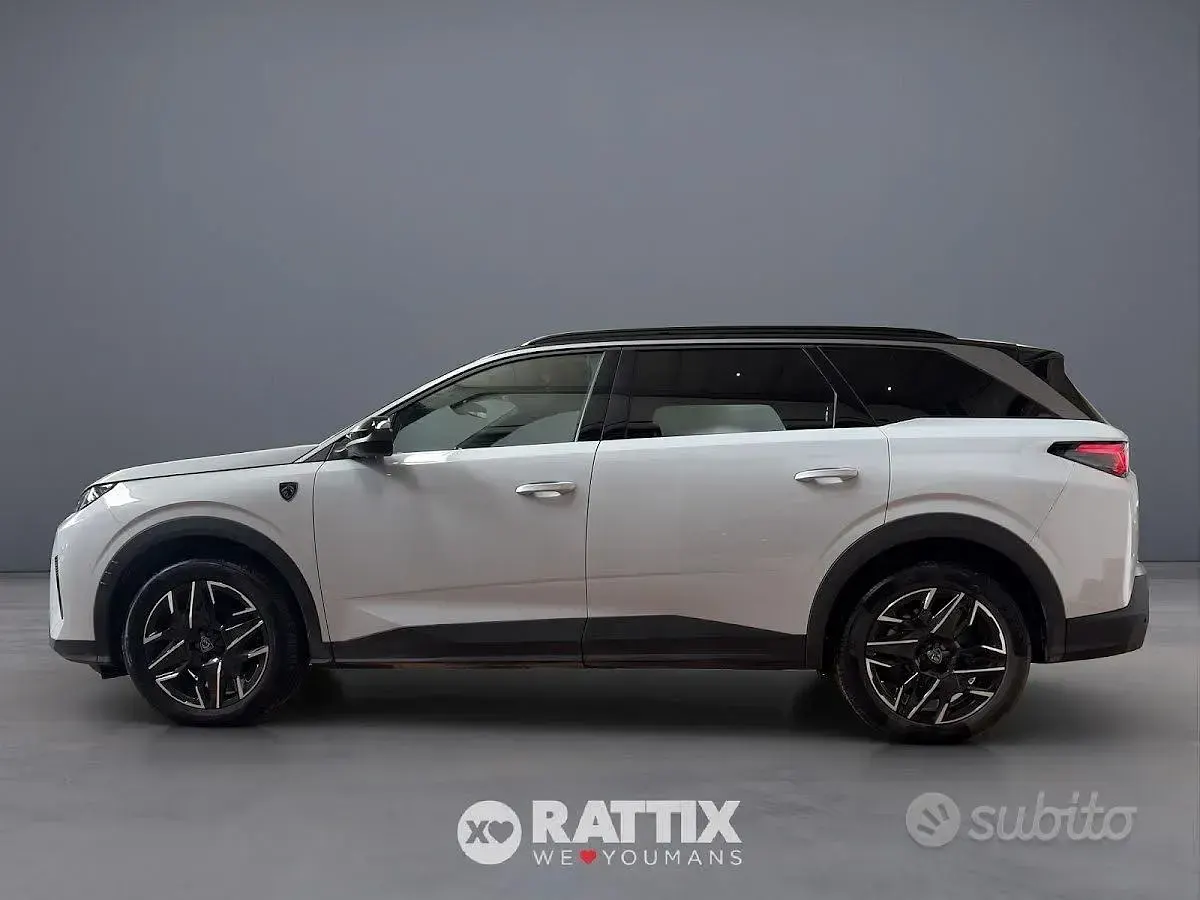 Usata Peugeot 5008 GTi 145 CV (106 kW) 2025 Bianco SUV