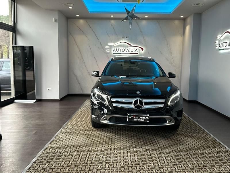 Usata Mercedes GLA200 Premium 136 CV (100 kW) 2015 Nero SUV