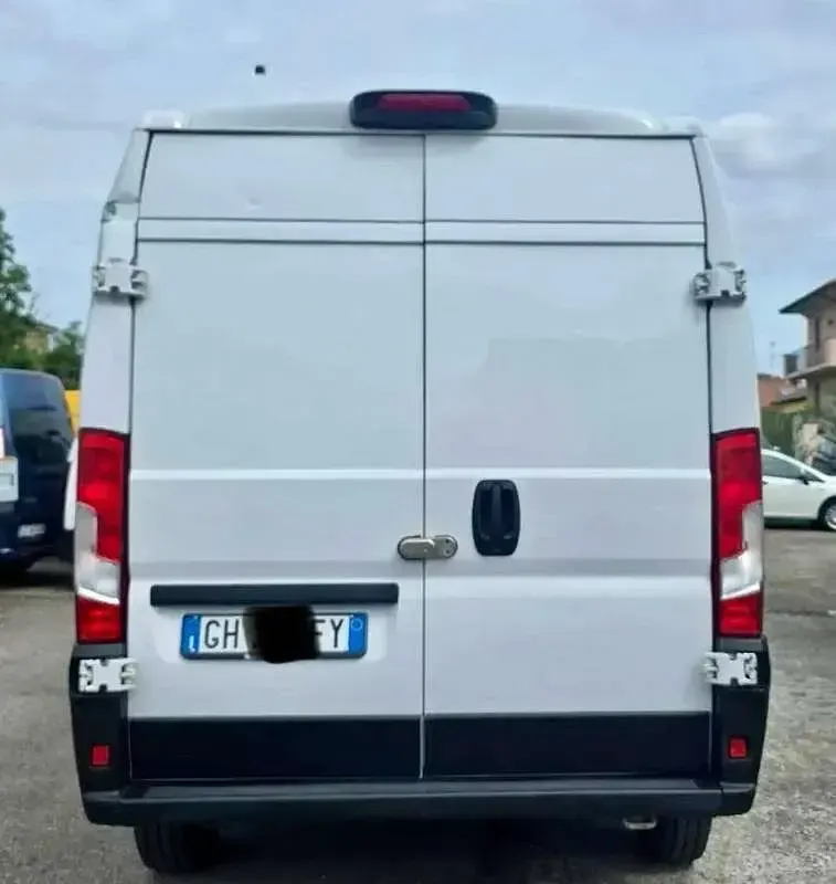 Usata Fiat Ducato 58 kW (79 CV) 2021 Bianco Furgone