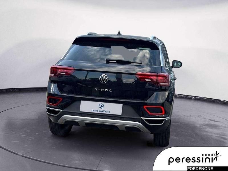 Usata VW T-Roc Style 150 CV (110 kW) 2023 Nero SUV