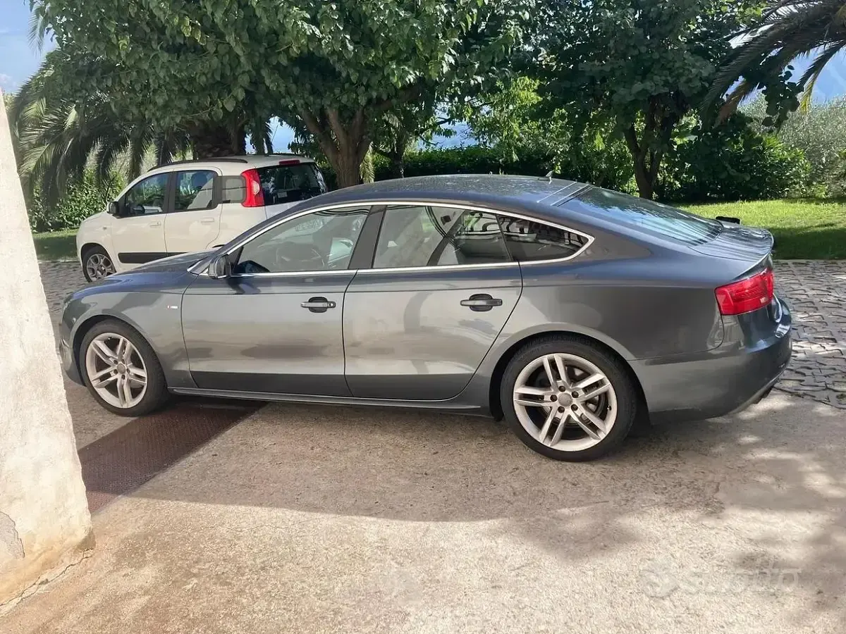 Usata Audi A5 S-Line 2012 Grigio Coupé