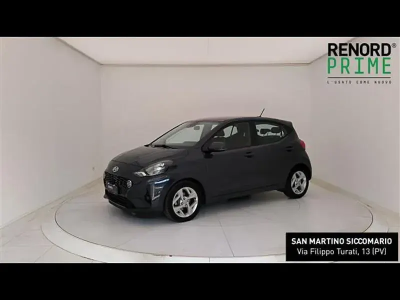 Usata Hyundai i10 67 CV (49 kW) 2022 Grigio scuro Utilitaria