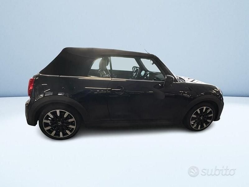 Usata Mini Cooper Cabriolet Classic 135 CV (99 kW) 2023 Nero Cabrio