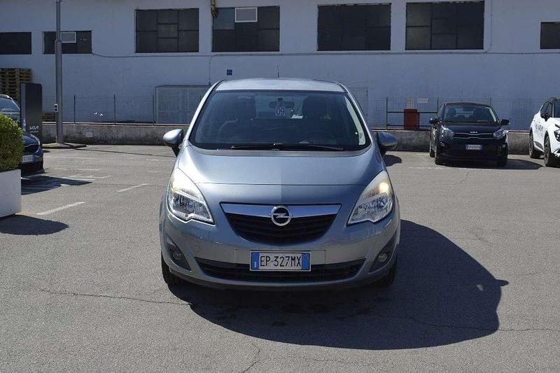 Usata Opel Meriva Cosmo 95 CV (69 kW) 2012 Grigio scuro Monovolume