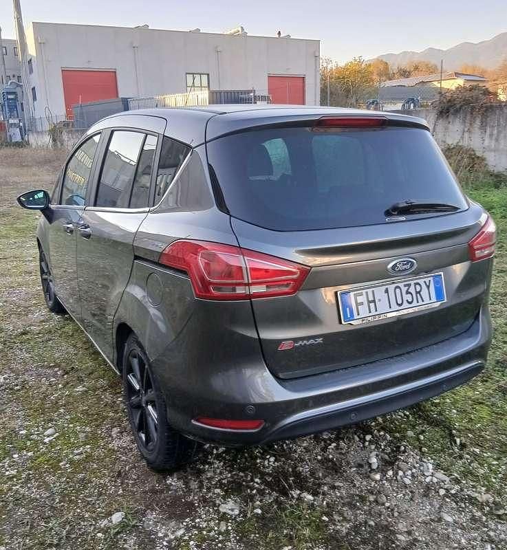 Usata Ford B-MAX Titanium X 75 CV (55 kW) 2017 Monovolume