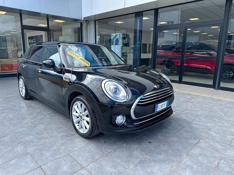 Nero Usata 2018 Mini One D Clubman Station wagon | 13.900 € (Buon prezzo) - Immagine 1/4