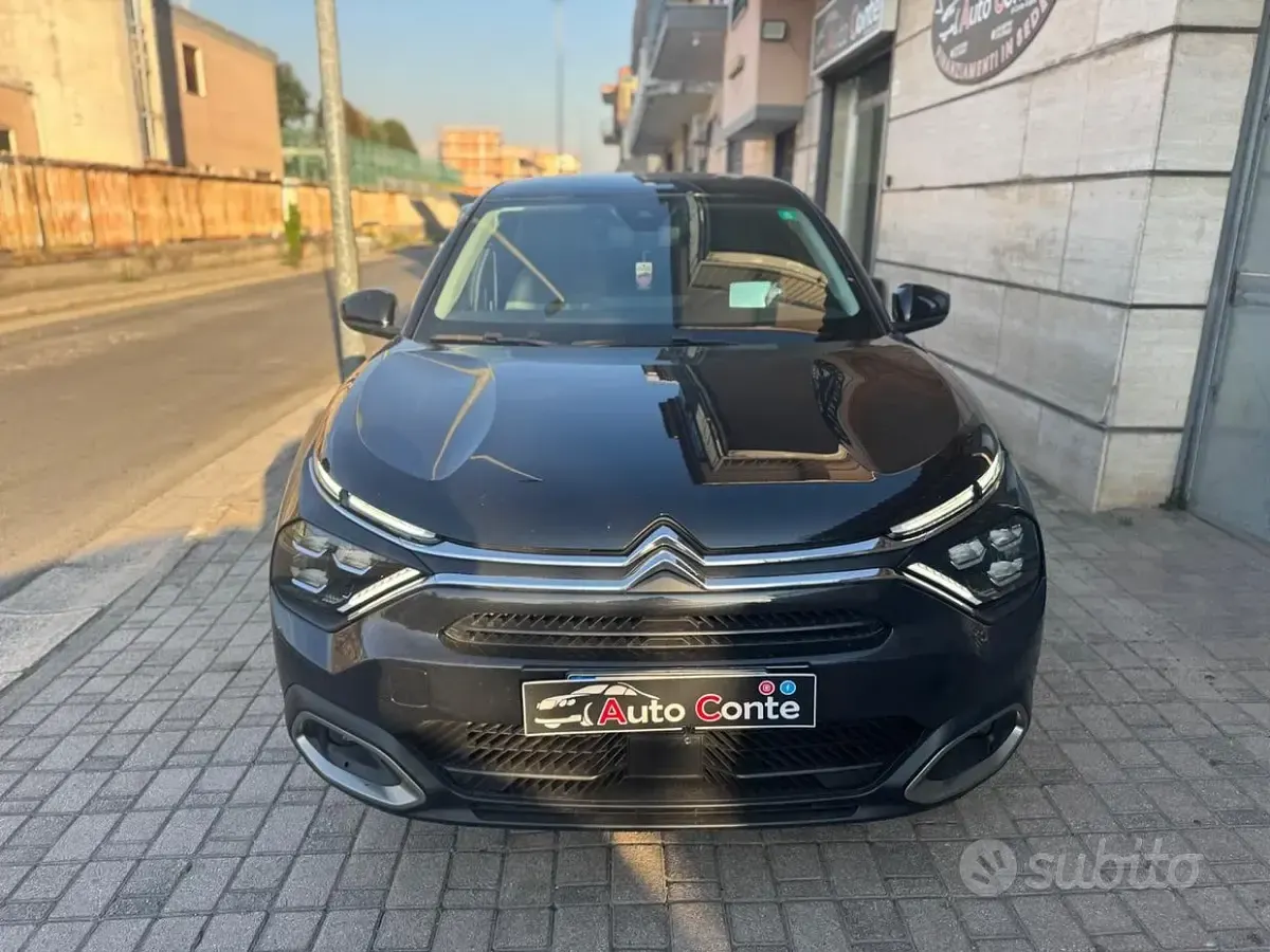 Usado Citroën C4 Feel 131 HP (96 kW) 2021 Cinzento Sedan