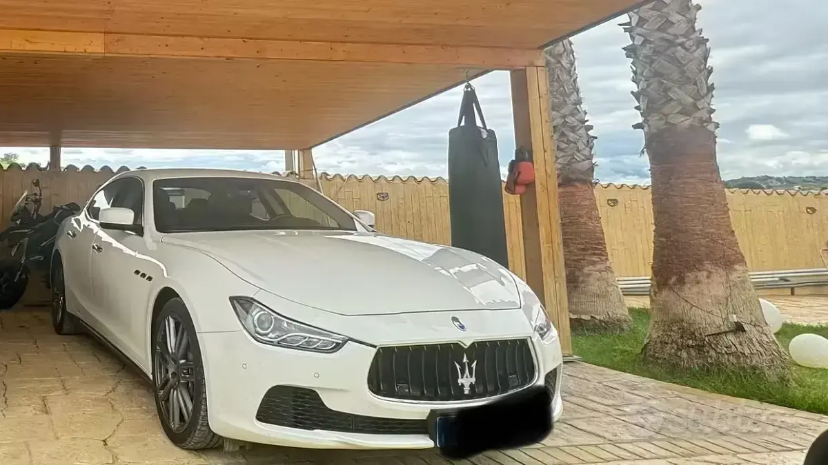 Usata Maserati Ghibli 250 CV (183 kW) 2014 Bianco Berlina
