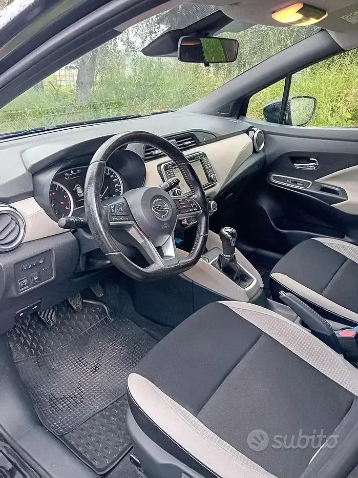 Gebraucht Nissan Micra 90 PS (66 kW) 2018 Schwarz Kleinwagen