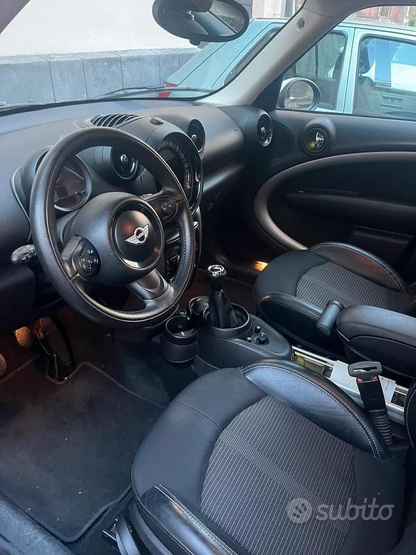 Usata Mini Countryman 190 CV (139 kW) 2016 Marrone SUV
