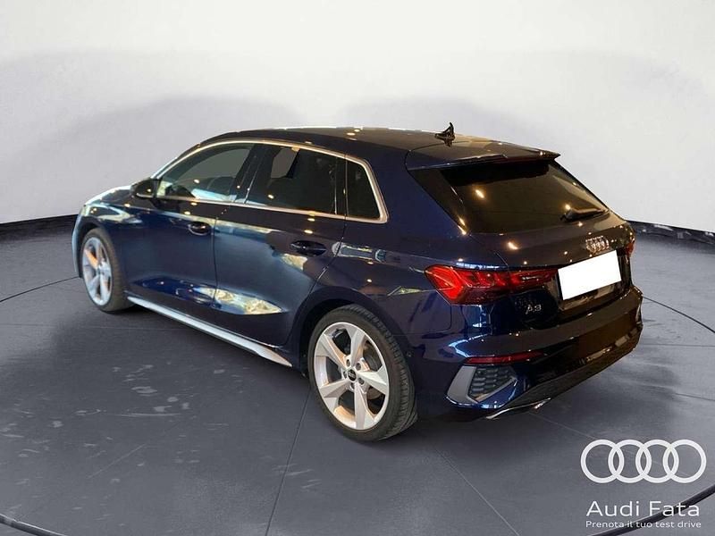Usata Audi A3 150 CV (110 kW) 2024 Blu/azzurro