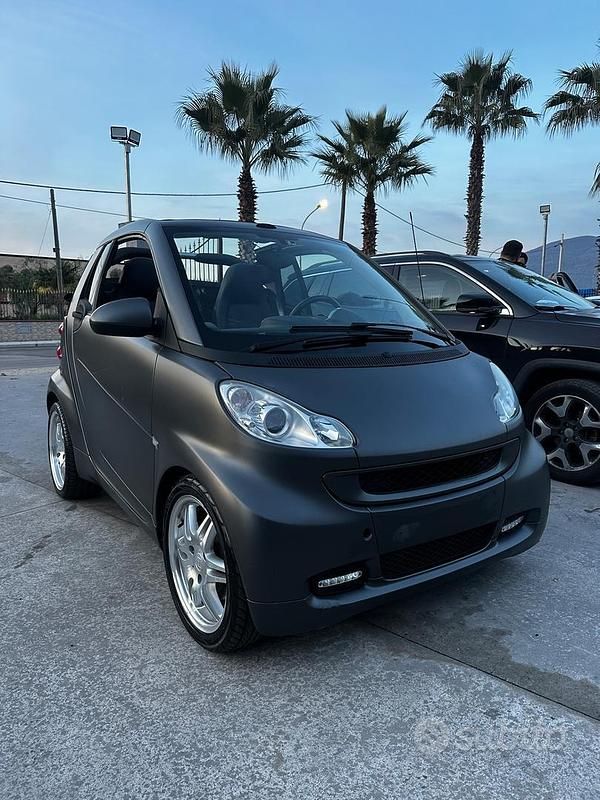 Grigio Usata 2009 Smart ForTwo Cabrio Passion Cabrio | 6900 € (Cara) - Immagine 1/4