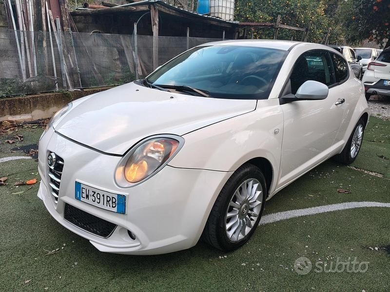 Usata Alfa Romeo MiTo 69 CV (50 kW) 2014 Bianco Utilitaria