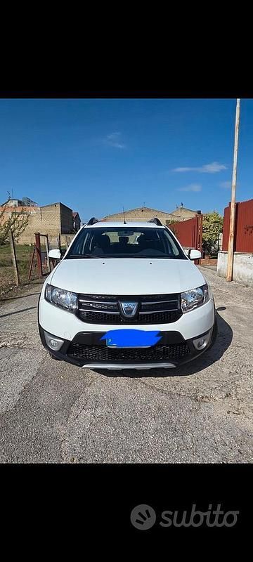 Usata Dacia Sandero Stepway 90 CV (66 kW) 2017 Bianco Utilitaria