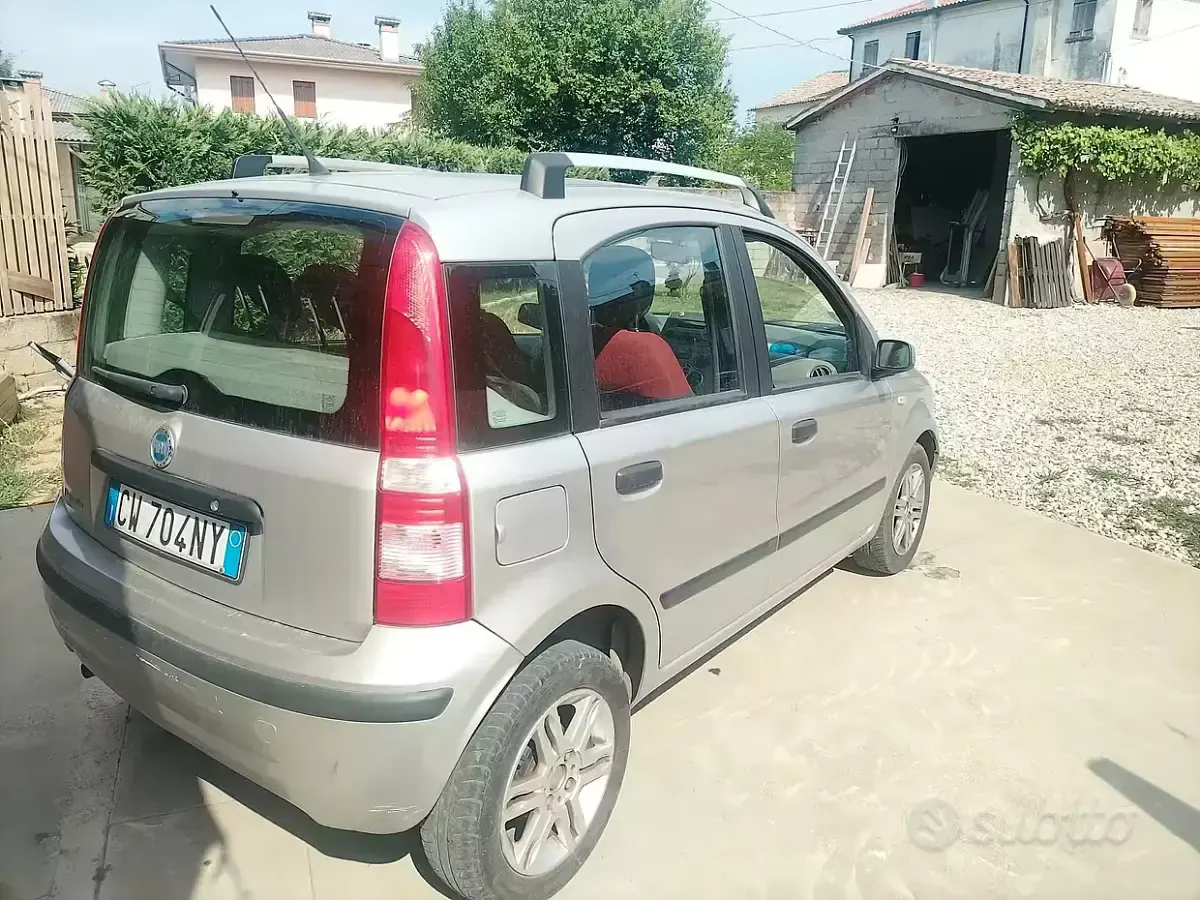 Usata Fiat Panda Dynamic 60 CV (44 kW) 2005 Grigio Utilitaria