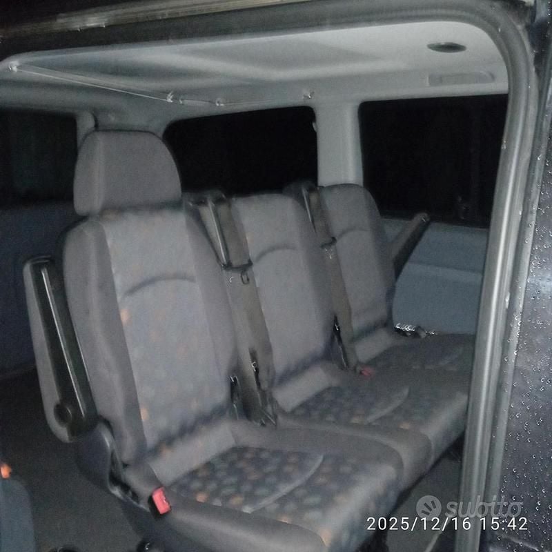 Usata Mercedes Vito 116 CV (85 kW) 2010 Nero Furgone