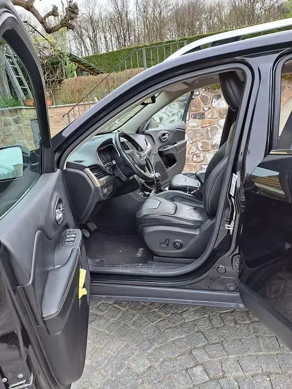 Usata Jeep Cherokee Limited 140 CV (102 kW) 2014 SUV